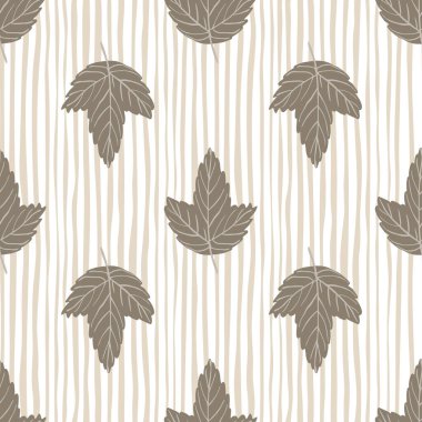 Gri akçaağaç yapraklı kusursuz sonbahar solgun deseni. Bej çizgili arka plan. Kumaş tasarımı, tekstil baskısı, ambalaj ve kapak için mükemmel. Vektör illüstrasyonu.