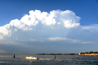 Fırtına bulutları tezgah üzerine Venedik, İtalya