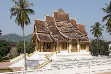 Luang Prabang, Laos - 10 Şubat 2016: Luang Prabang, Laos, Asya üzerinde 10 Şubat 2016 Ulusal Müze yakın Wat Ho Pha Bang Tapınağı