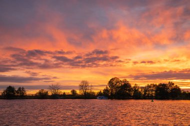Günbatımı Havel Nehri, Brandenburg, Almanya