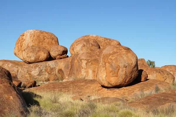 Mármoles del diablo, Territorio del Norte, Australia — Foto de Stock