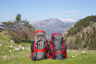 Ormanın ortasında, kamp çadır içinde--dan ateş
