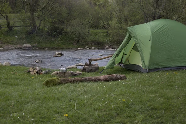 Camping.Camping a hegy tetején. — Stock Fotó