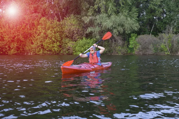 Travel on the river in a kayak on a sunny day. — Stock Photo, Image