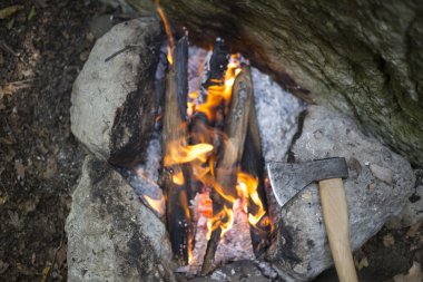 Kamp alanında yemek kahvaltı.