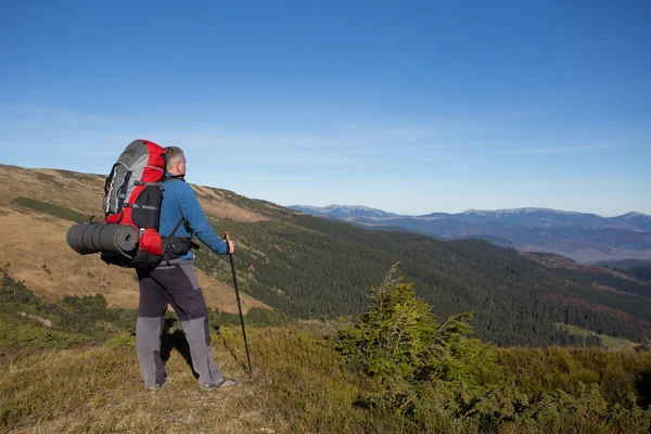 Escursioni nelle montagne del Caucaso.Escursioni nelle montagne del Caucaso . — Foto Stock