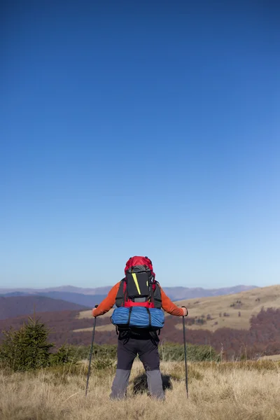 Hiking in Caucasus mountains.Hiking in Caucasus mountains. — Stock Photo, Image