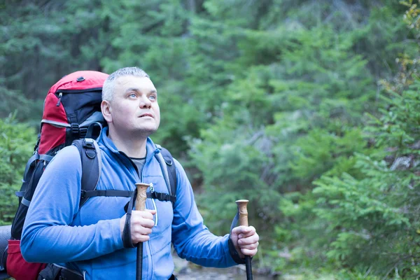 Turistika v horách Kavkazu. — Stock fotografie