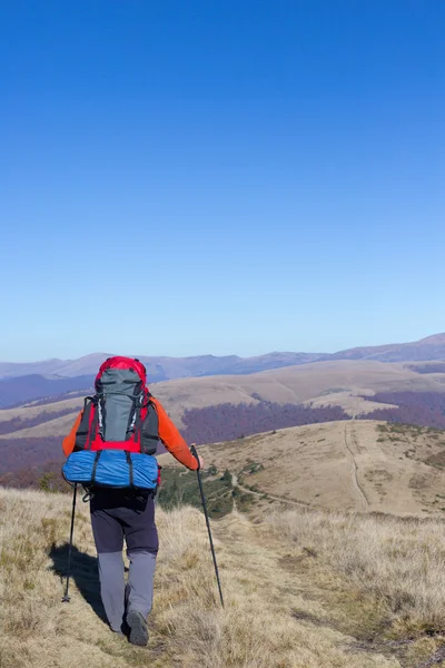 Hiker trekking in the mountains. Sport and active life. — Stock Photo, Image