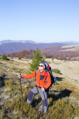 Kafkas Dağları'da yürüyüş.