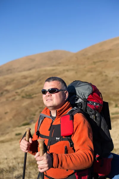 Hiking in Caucasus mountains. — Stock Photo, Image