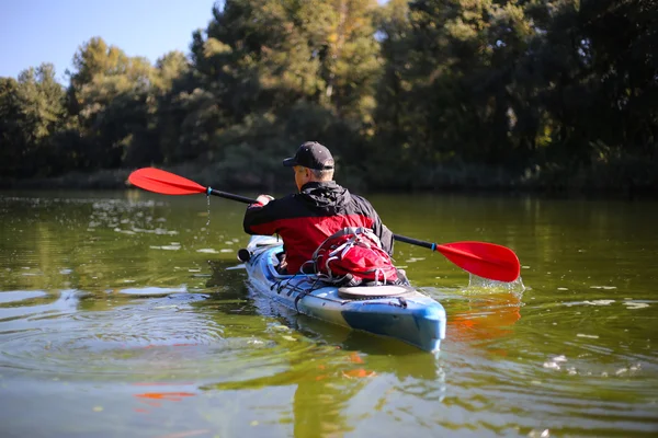 Kayak sul fiume Colorado (tra Lees Ferry e Glen Canyon Dam ) — Foto Stock