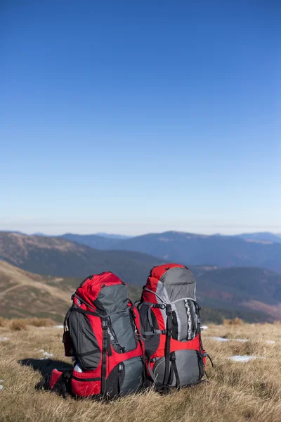 Backpack in mountains. — Stock Photo, Image