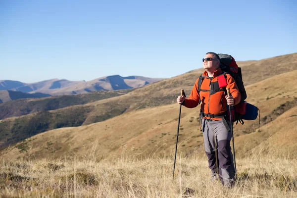 Escursioni estive in montagna. — Foto Stock