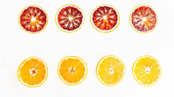 Rood Geel Siciliaanse Sinaasappels Cutaway Bovenaanzicht Isoleren Wit — Stockfoto