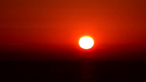 Widok na ocean o zachodzie słońca Timelapse, Widok na plażę o zachodzie słońca w czasie Lapse, Podróżowanie w letnie wakacje — Wideo stockowe
