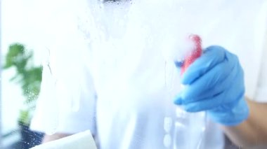 Coronavirus salgınında dezenfekte, Covid-19 hastanelerinde dezenfekte, Pencere Yüzeyi Temizleme, Sağlık Hizmetleri