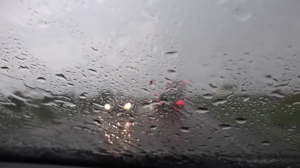 Транспорт Місті Водіння Автомобіля Сильний Шторм Дорозі Шосе Дощові Краплі — стокове відео