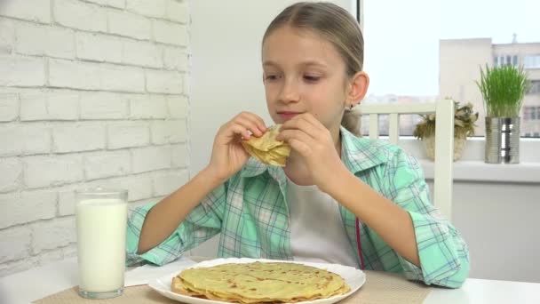 Kid Eating Pancakes at Breakfast, Child Eats Chocolate in Kitchen, Girl Preparing Sweet Griddle-Cake Snacks at Home — стокове відео