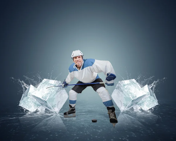 Hockey player with ice cubes — Stok Foto