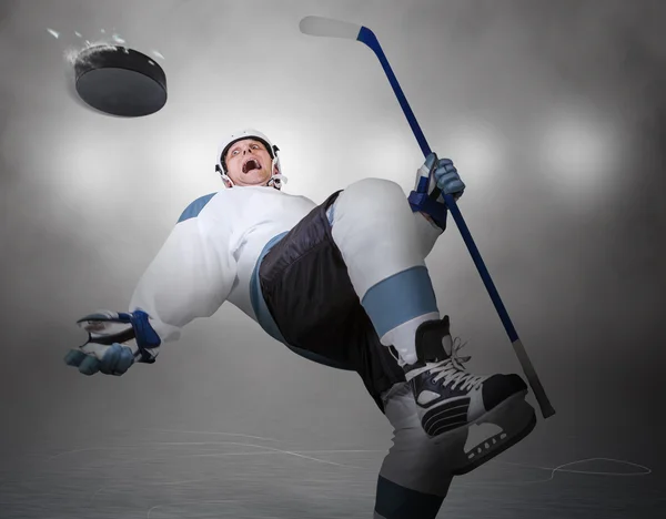 Hockey player fall dawn — Stock Photo, Image