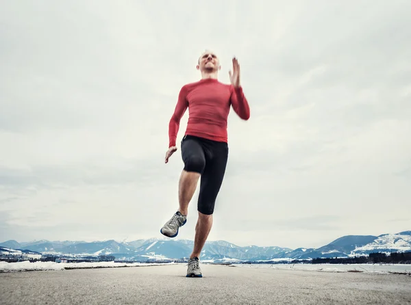 Winter speed runner — Stock Photo, Image