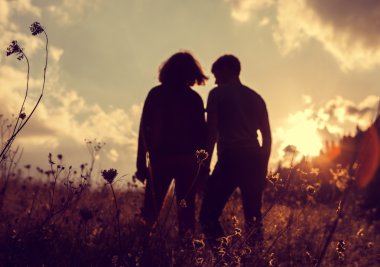 Akşam iki Inlove kişi