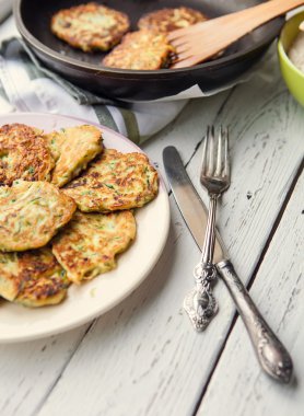 Taze ev yapımı kabak krep