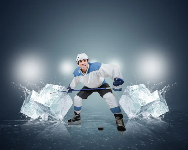 Hokejista s kostkami ledu — Stock fotografie