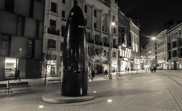 Moderne Skulptur in Brno, Tschechische Republik — Stockfoto