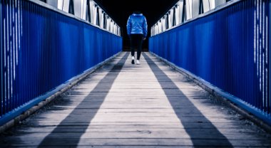 hiçbir yaya köprüsü