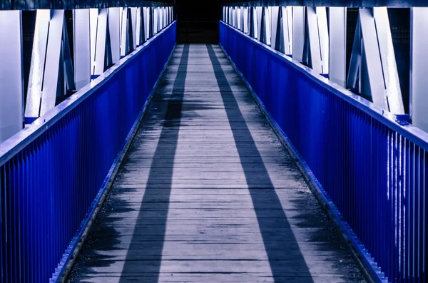 Brücke ins Nichts — Stockfoto