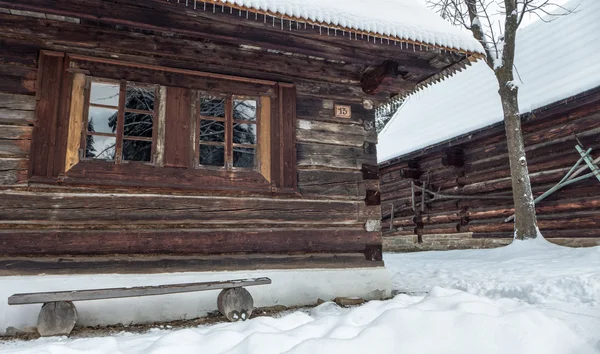 斯洛伐克 Zuberec 的木制小屋 — 图库照片