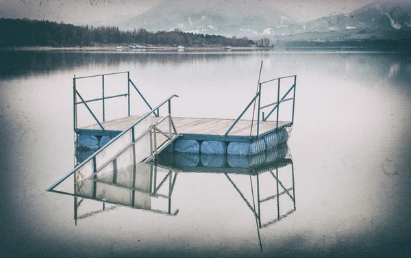 Reflejo del agua en el lago —  Fotos de Stock