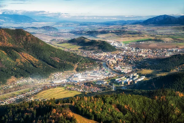 Vacker Utsikt Över Staden Ruzomberok Från Kullen Plieska Velka Fatra — Stockfoto