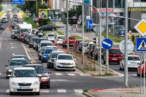 Ruzomberok Slovakia August 2021 Road Full Cars Due Traffic Jam — Stock Photo, Image