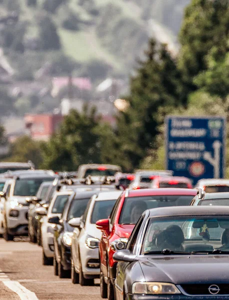 Ruzomberok Eslovaquia Agosto 2021 Carretera Llena Autos Por Atasco Tráfico — Foto de Stock