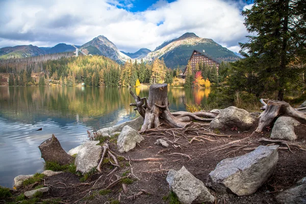 Tarn Štrbské pleso, Slovensko — Stock fotografie