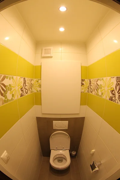 现代 toilete — 图库照片
