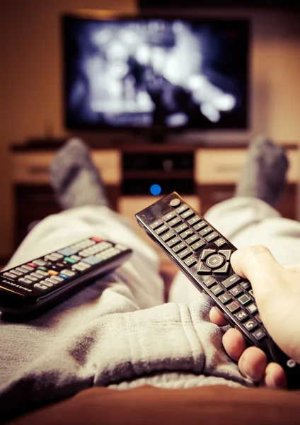 Switching TV channels — Stock Photo, Image