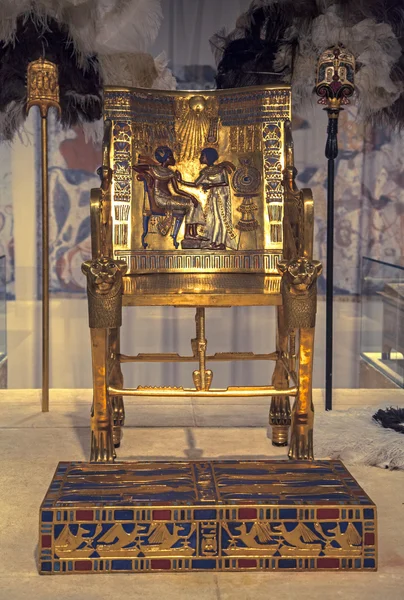 Tutankhamun's Gold tronen — Stockfoto