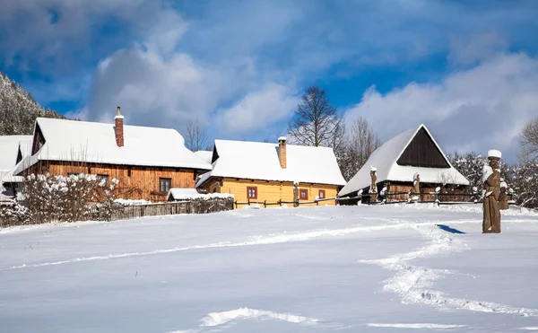 Villaggio storico Vlkolinec, SLovakia — Foto Stock