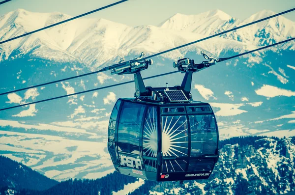 Teleférico en Low Tatras, Eslovaquia — Foto de Stock