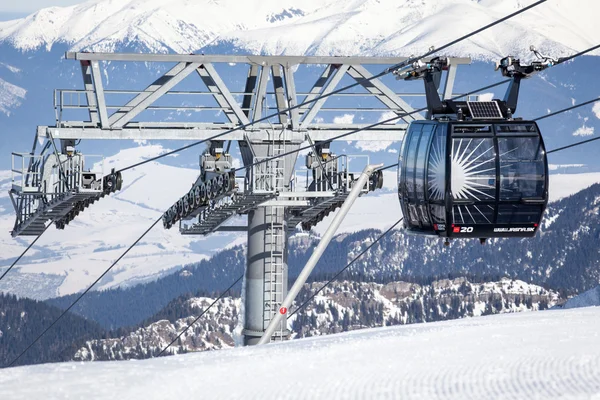 Teleférico en Low Tatras, Eslovaquia — Foto de Stock