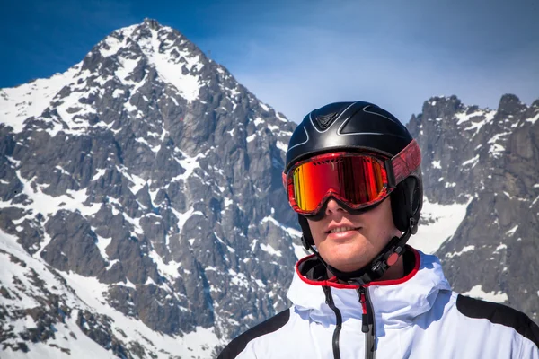 Skier at High Tatras mountains, Slovakia — Stock Photo, Image