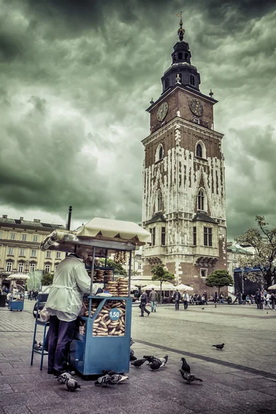 Hoofdplein in Krakow, Polen — Stockfoto