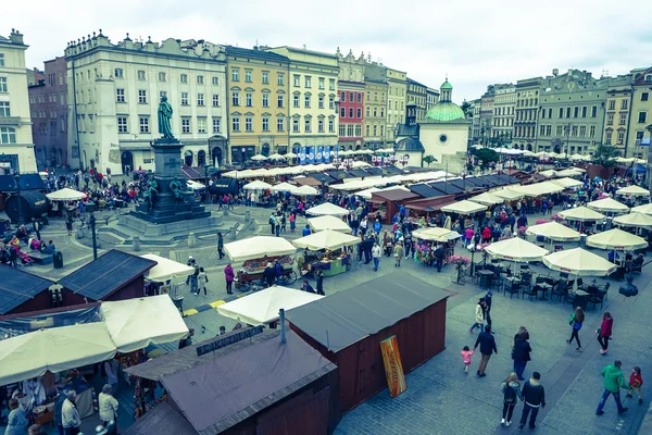 Plaza principal en Cracovia, Polonia —  Fotos de Stock