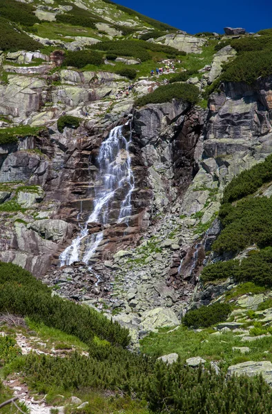 Vodopád ve Vysokých Tatrách — Stock fotografie