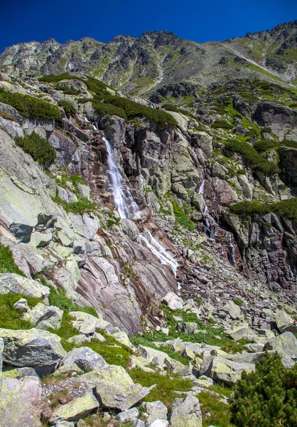 在高塔特拉山区，斯洛伐克瀑布 — 图库照片