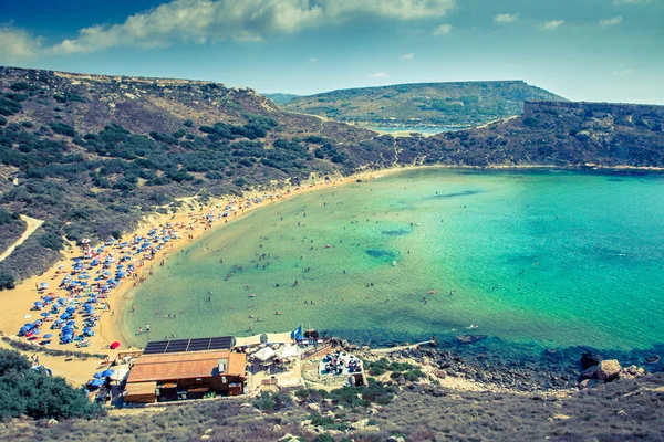 Spiaggia Ghajn Tuffieha a Malta — Foto Stock